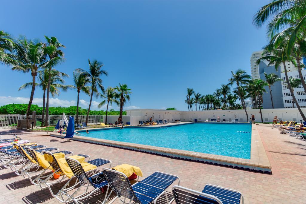 מיאמי ביץ' Ocean Front Resort Studio מראה חיצוני תמונה